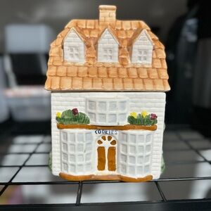 Charming Cottage Cookie Jar Vintage